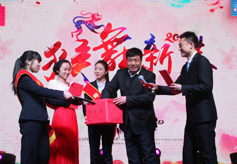 百年pg电子游戏试玩2015年终策划 - pg电子游戏试玩股份