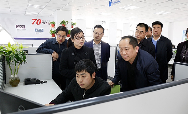 河北省工信厅厅长龚晓峰一行莅临pg电子游戏试玩股份考察指导事情